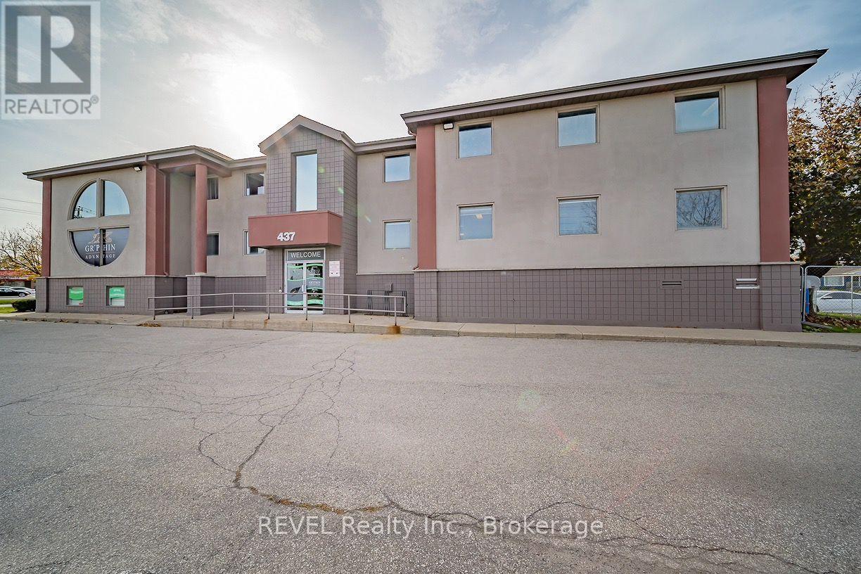 1 - 437 Welland Avenue, St. Catharines, Ontario  L2M 5V2 - Photo 2 - X13646444