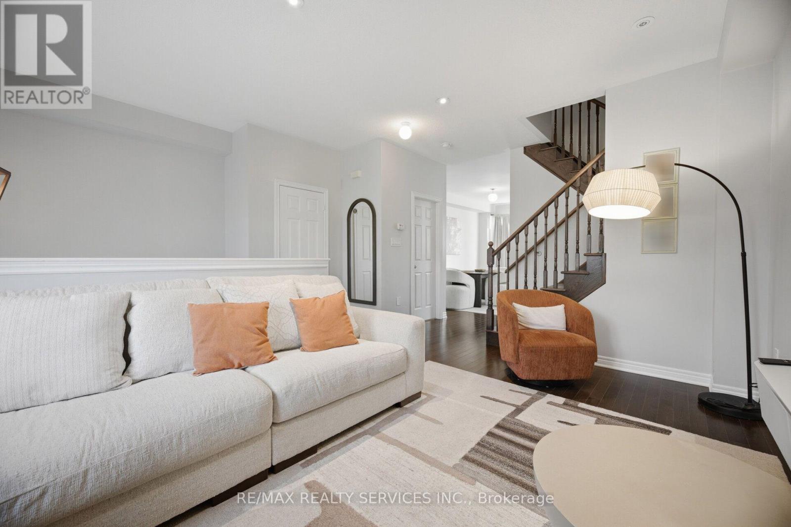 72 Rockman Crescent, Brampton, Ontario  L7A 3Z9 - Photo 11 - W13646384