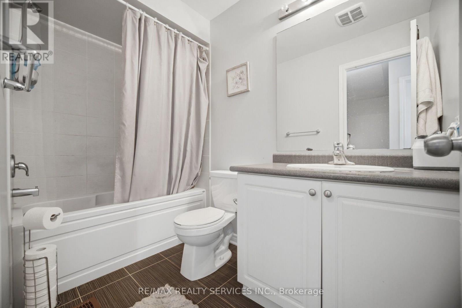 72 Rockman Crescent, Brampton, Ontario  L7A 3Z9 - Photo 32 - W13646384