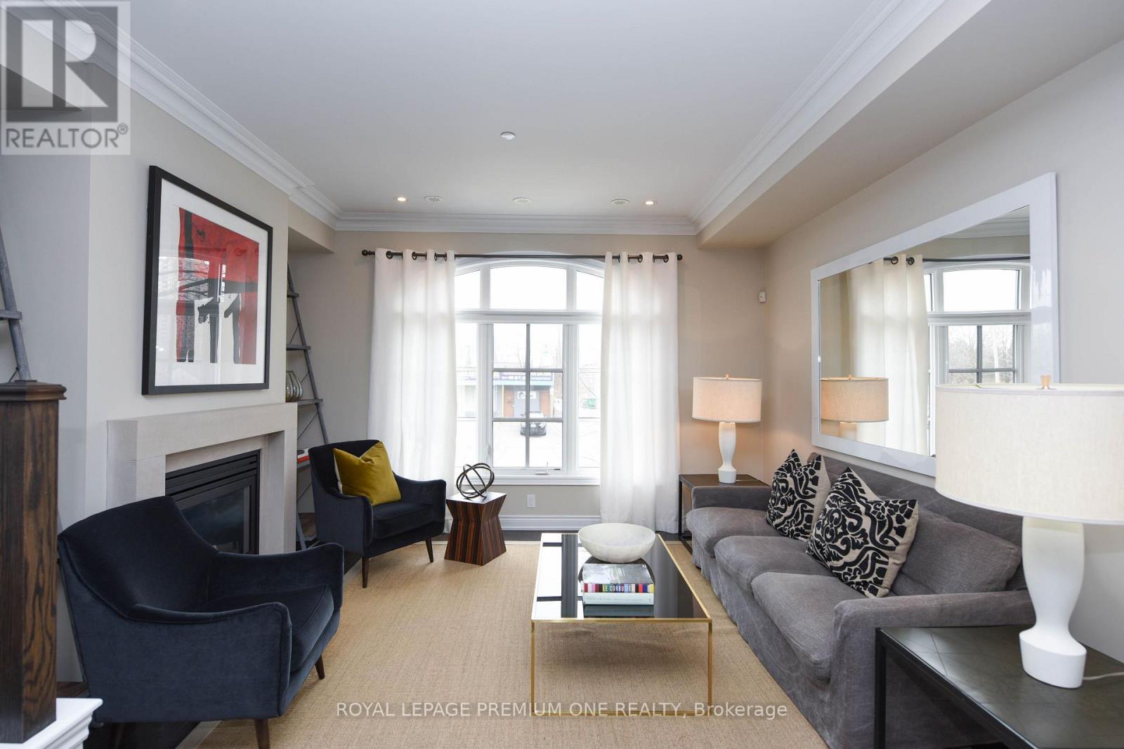 6a Acorn Avenue, Toronto, Ontario M9B 0B7 - Photo 12 - W13646436