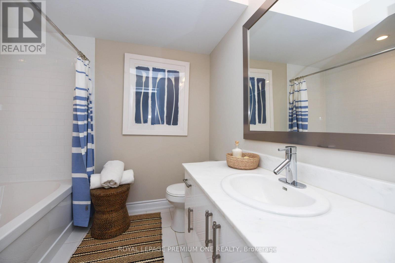 6a Acorn Avenue, Toronto, Ontario M9B 0B7 - Photo 17 - W13646436