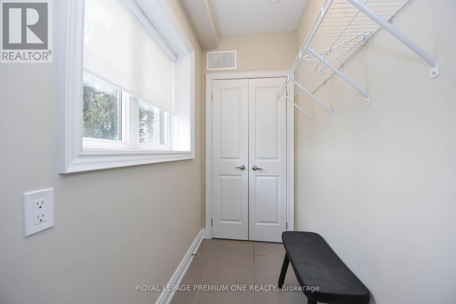 6a Acorn Avenue, Toronto, Ontario M9B 0B7 - Photo 31 - W13646436