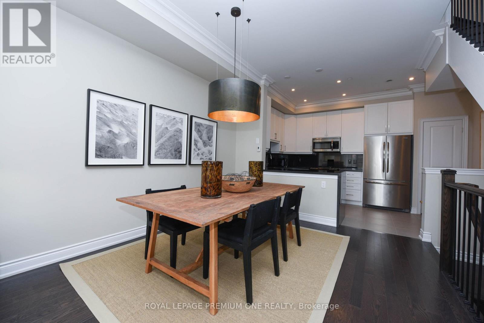 6a Acorn Avenue, Toronto, Ontario M9B 0B7 - Photo 8 - W13646436
