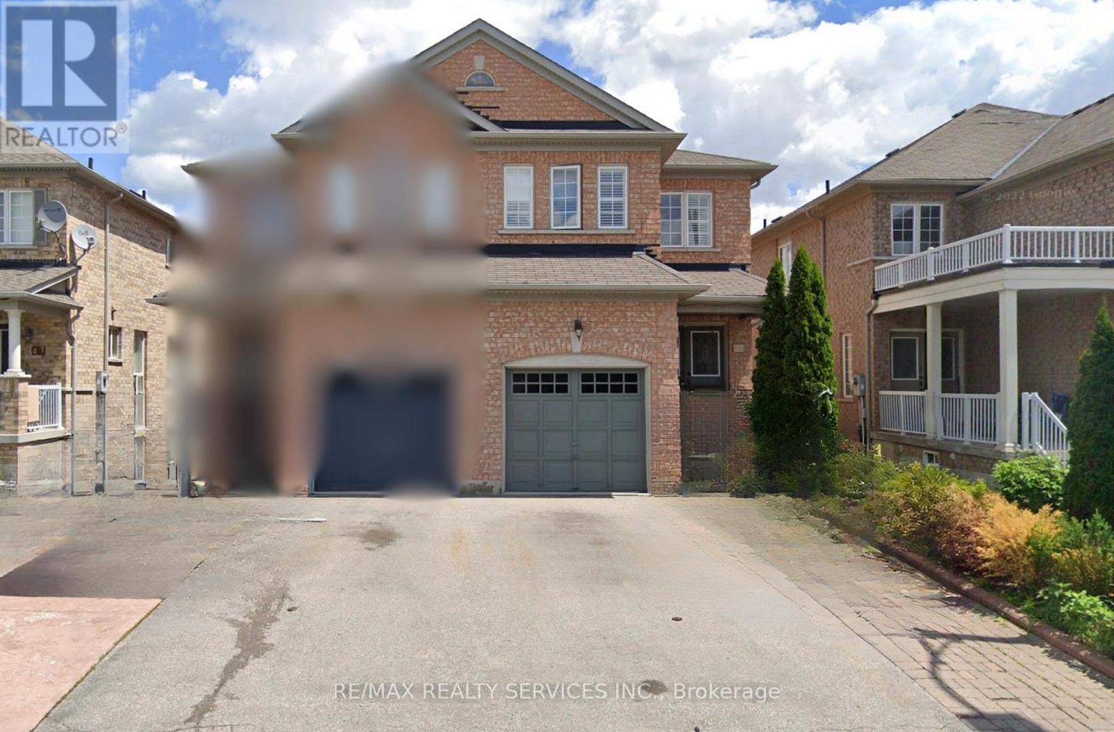 37 RIVERPLACE CRESCENT