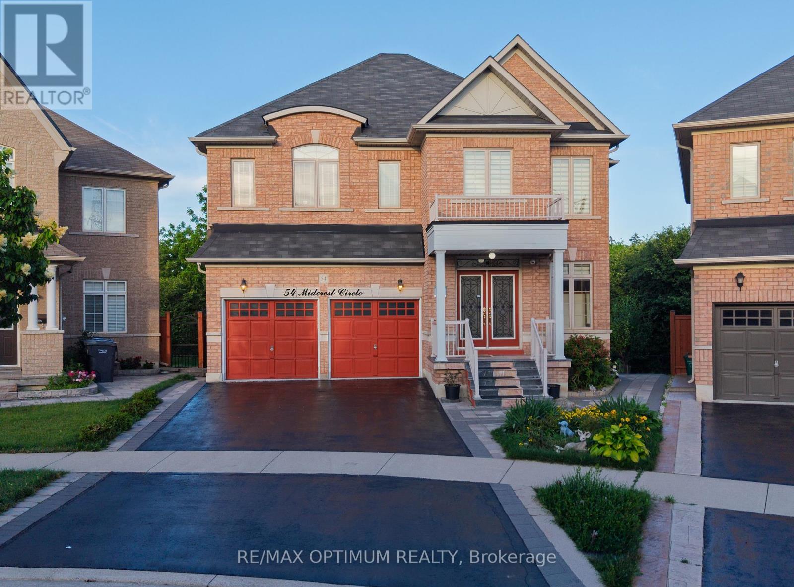 54 MIDCREST CIRCLE, Brampton, Ontario