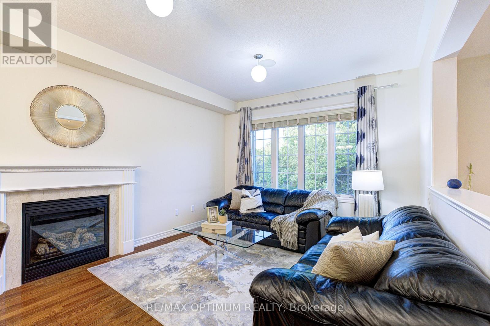 54 Midcrest Circle, Brampton, Ontario  L6Y 0W5 - Photo 10 - W13646564