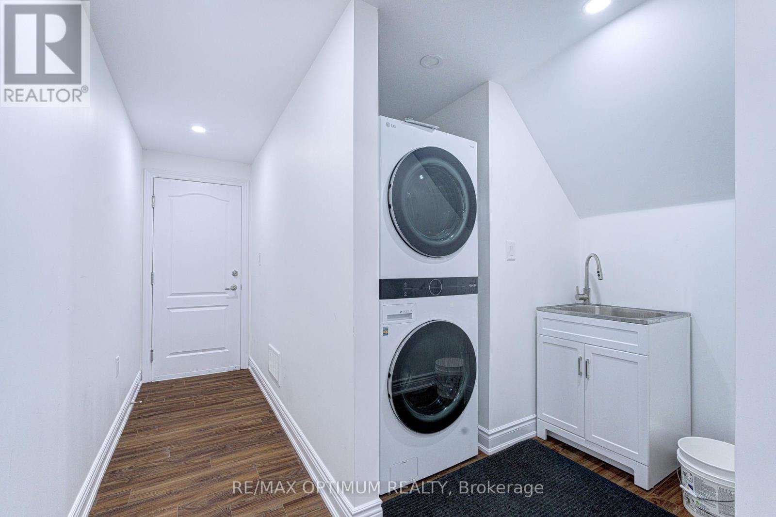 54 Midcrest Circle, Brampton, Ontario  L6Y 0W5 - Photo 22 - W13646564
