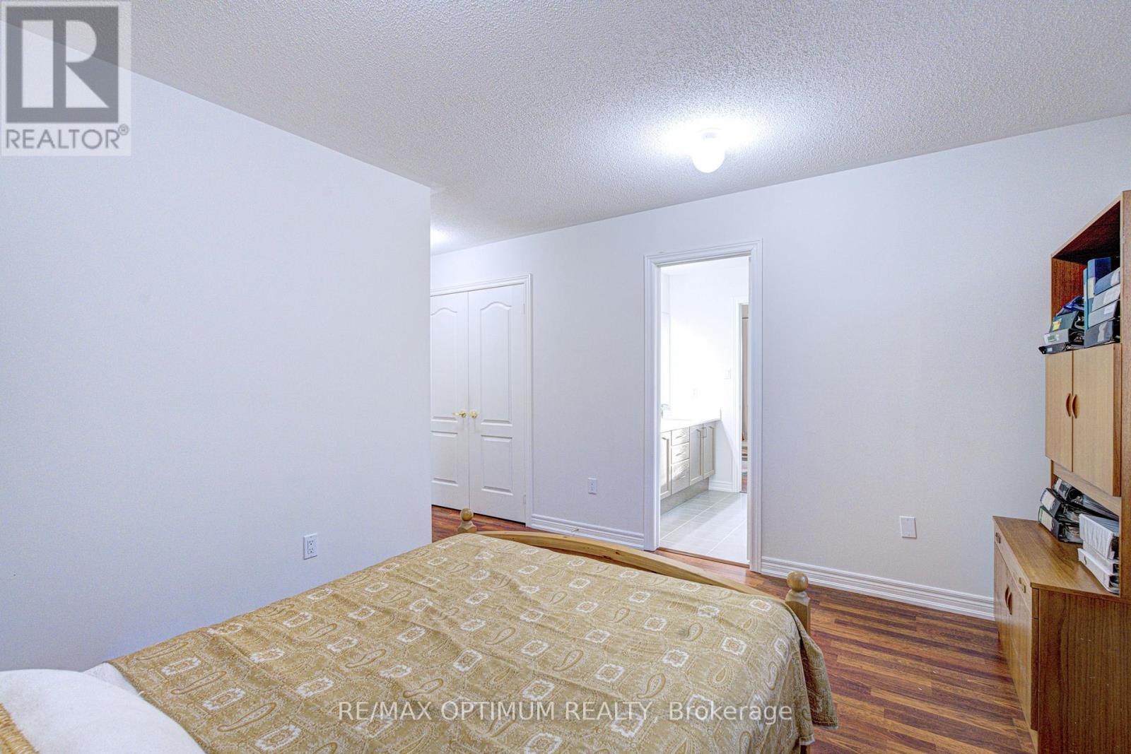 54 Midcrest Circle, Brampton, Ontario  L6Y 0W5 - Photo 30 - W13646564