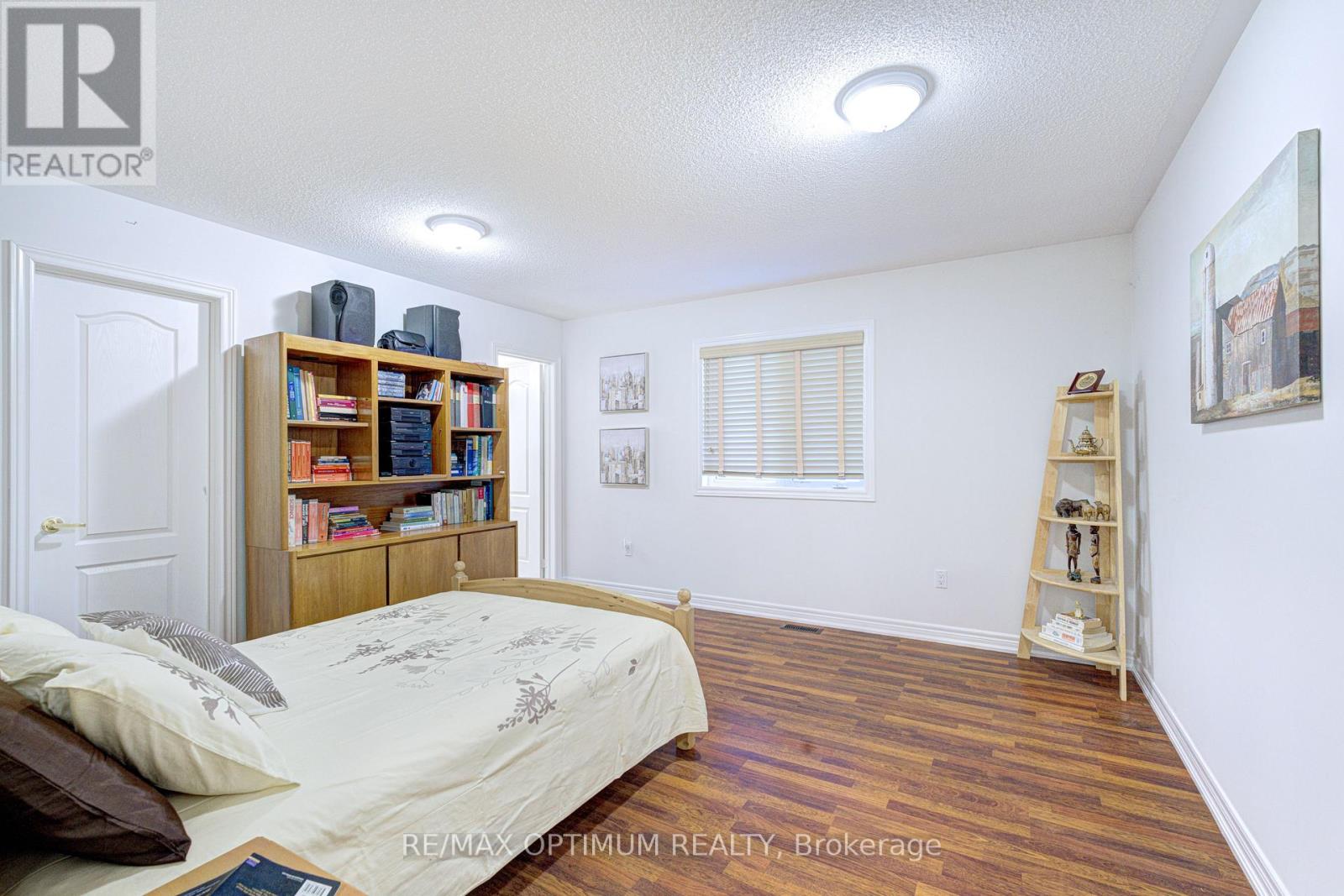 54 Midcrest Circle, Brampton, Ontario  L6Y 0W5 - Photo 36 - W13646564