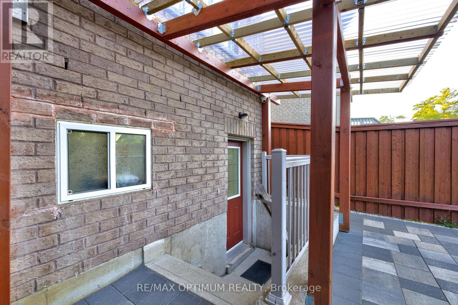 54 Midcrest Circle, Brampton, Ontario  L6Y 0W5 - Photo 38 - W13646564