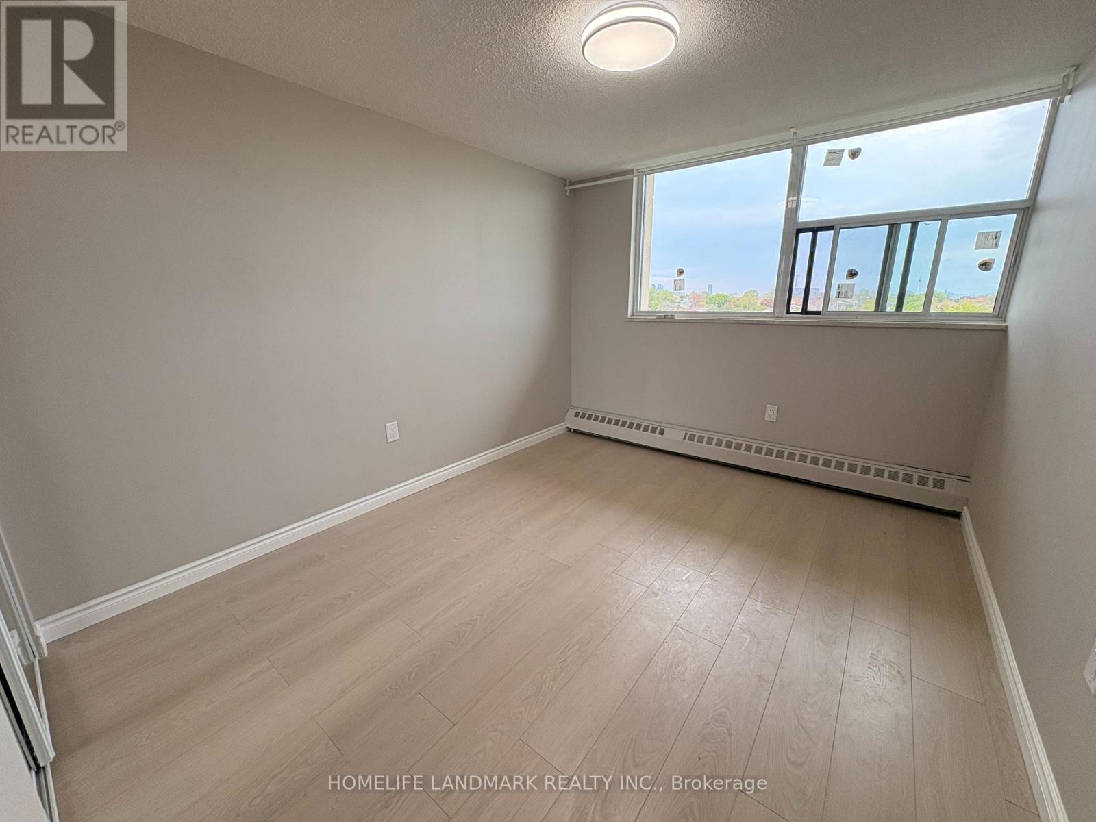 327 - 1050 Stainton Drive, Mississauga, Ontario  L5C 2T7 - Photo 14 - W13646568