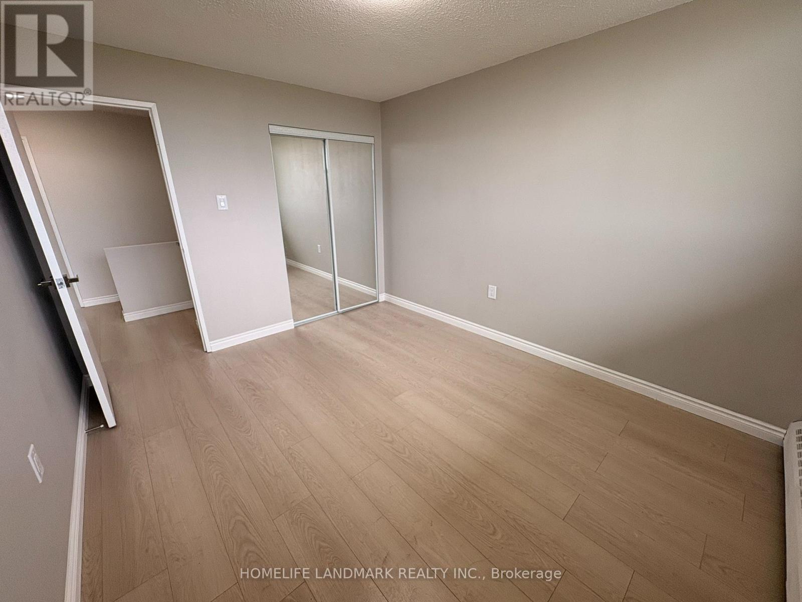 327 - 1050 Stainton Drive, Mississauga, Ontario  L5C 2T7 - Photo 15 - W13646568