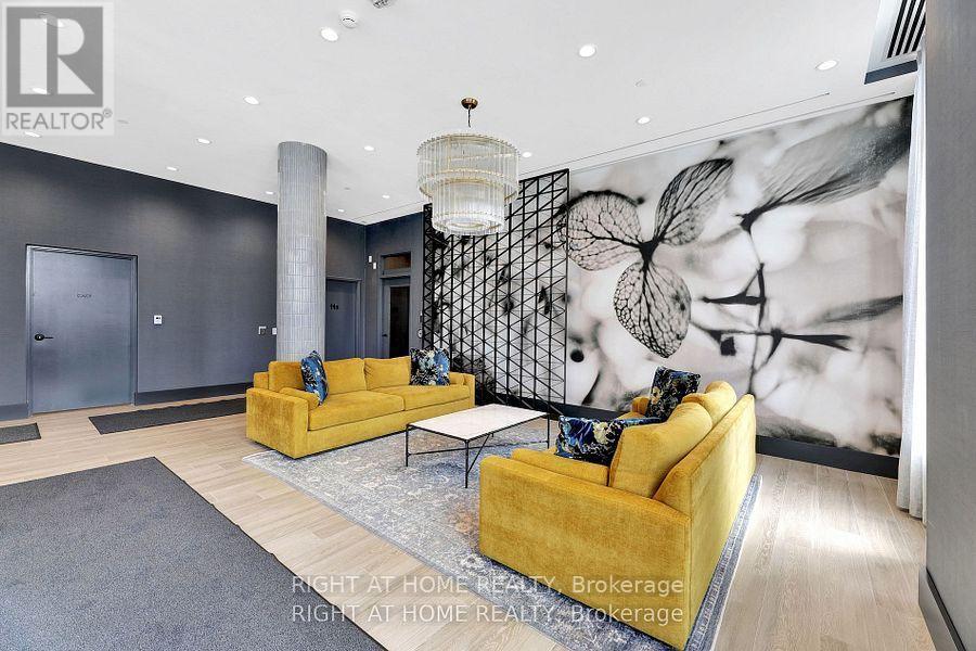 401 - 10 Lagerfeld Drive, Brampton, Ontario  L7A 5L3 - Photo 7 - W13646608