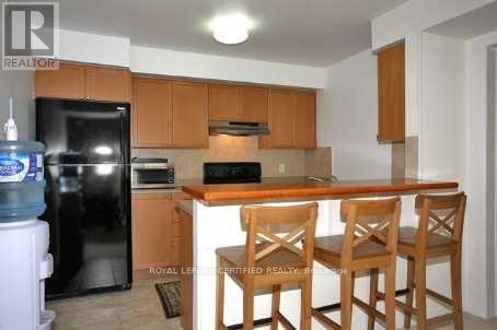 227 - 4975 Southhampton Drive, Mississauga, Ontario  L5M 8E7 - Photo 3 - W13646616