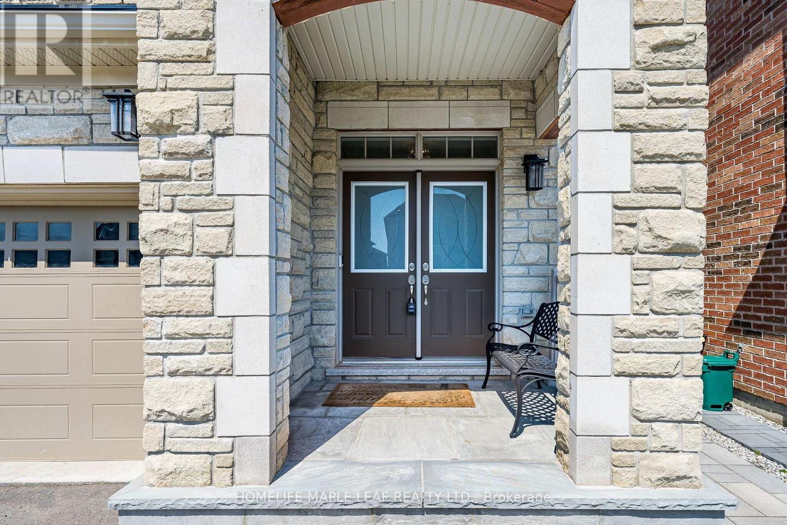 4039 Eternity Way, Oakville, Ontario  L6H 3R4 - Photo 4 - W13646620