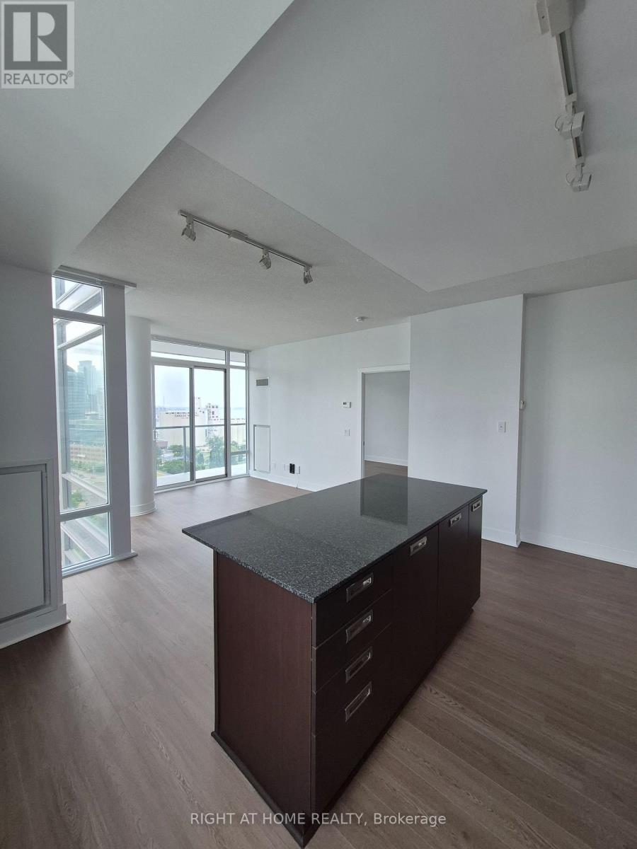 1807 - 90 Stadium Road, Toronto, Ontario  M5V 3W5 - Photo 12 - C13646258