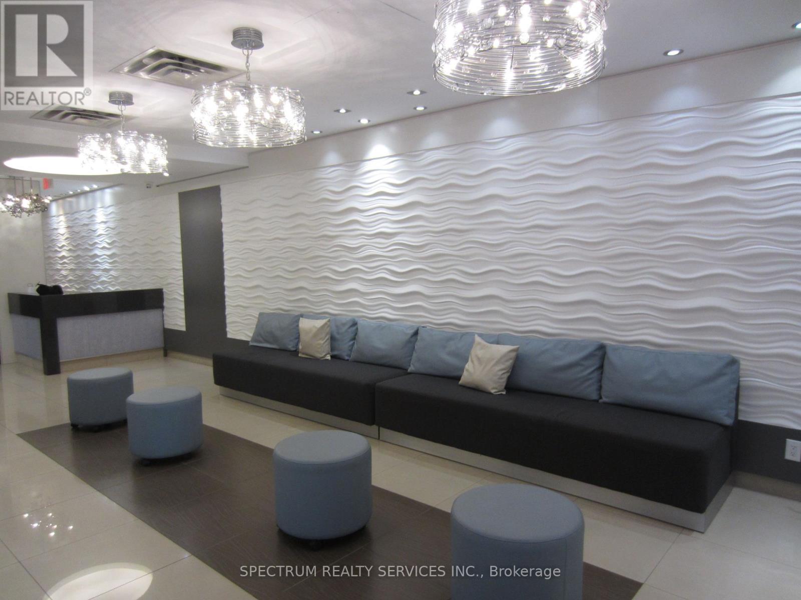 512 - 3865 Lake Shore Boulevard W, Toronto, Ontario  M8W 0A2 - Photo 4 - W13643802