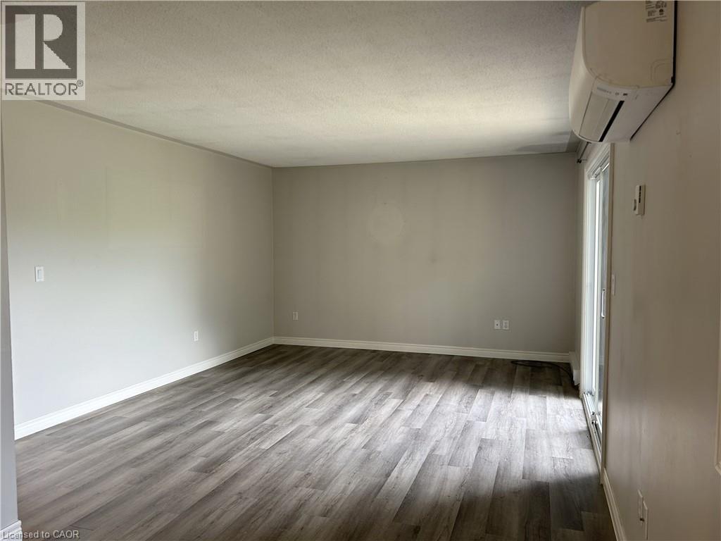 15 Montclair Crescent Unit# 2, Simcoe, Ontario  N3Y 4P1 - Photo 8 - 40853895