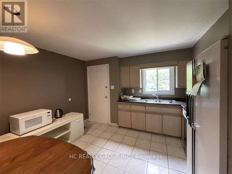 84 Daleview Crescent, London North, Ontario  N5X 1H1 - Photo 2 - X13646428