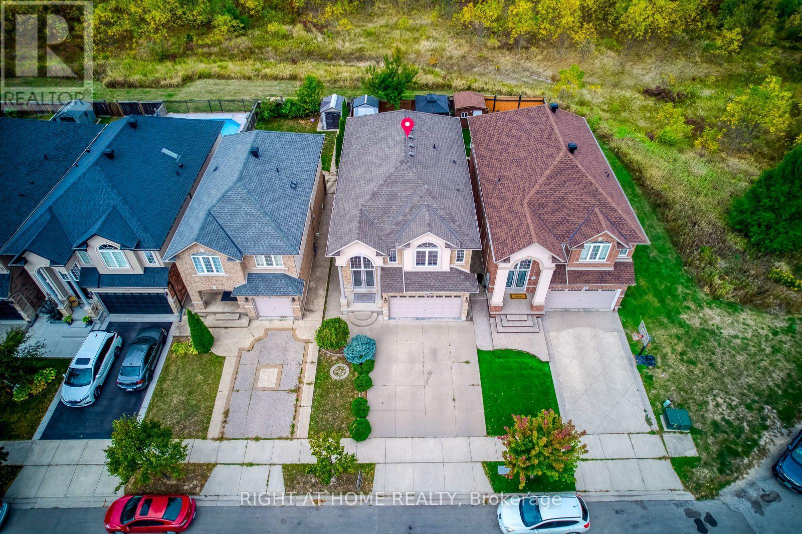 38 Assisi Street, Hamilton, Ontario  L8W 0A5 - Photo 2 - X13646440