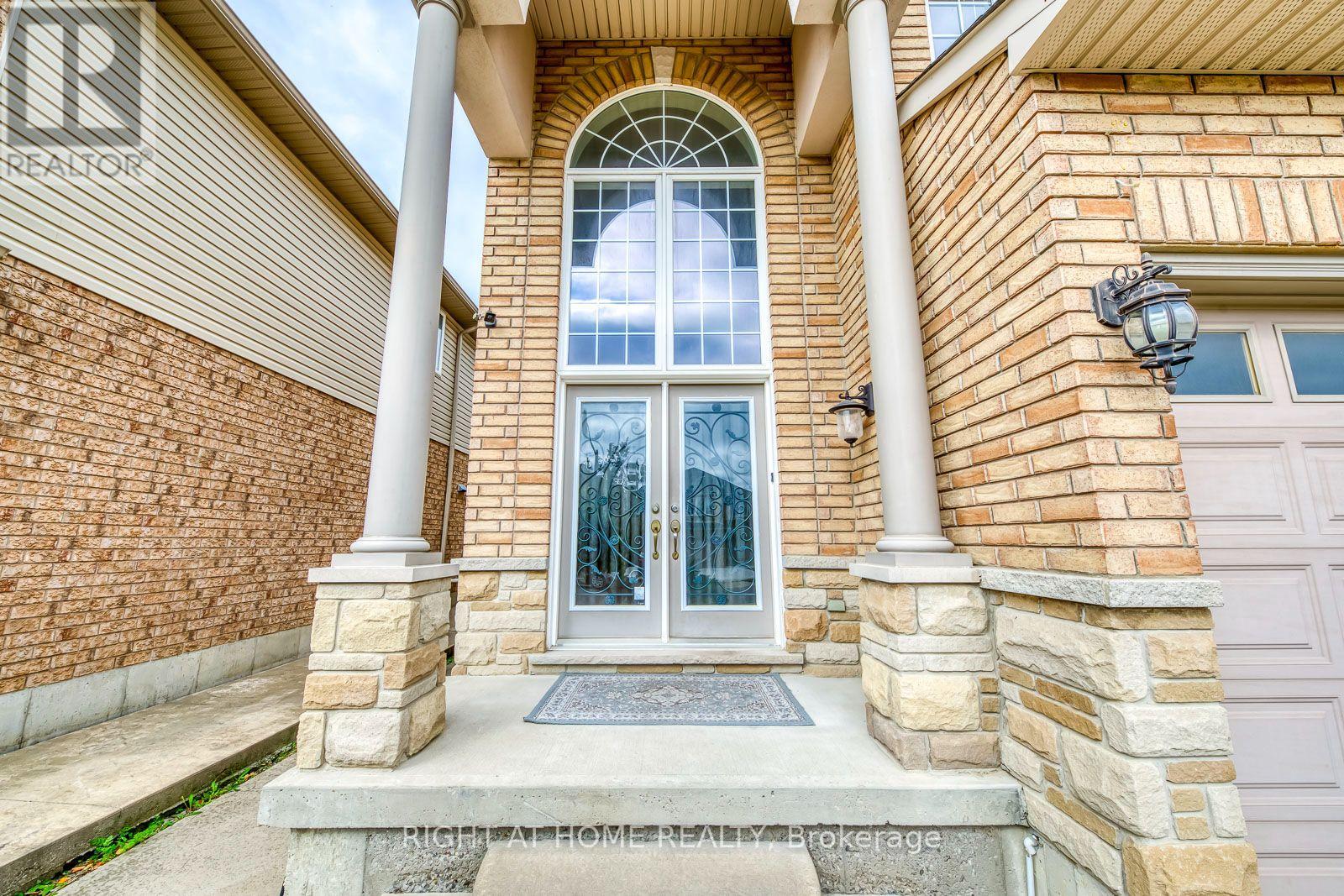 38 Assisi Street, Hamilton, Ontario  L8W 0A5 - Photo 6 - X13646440