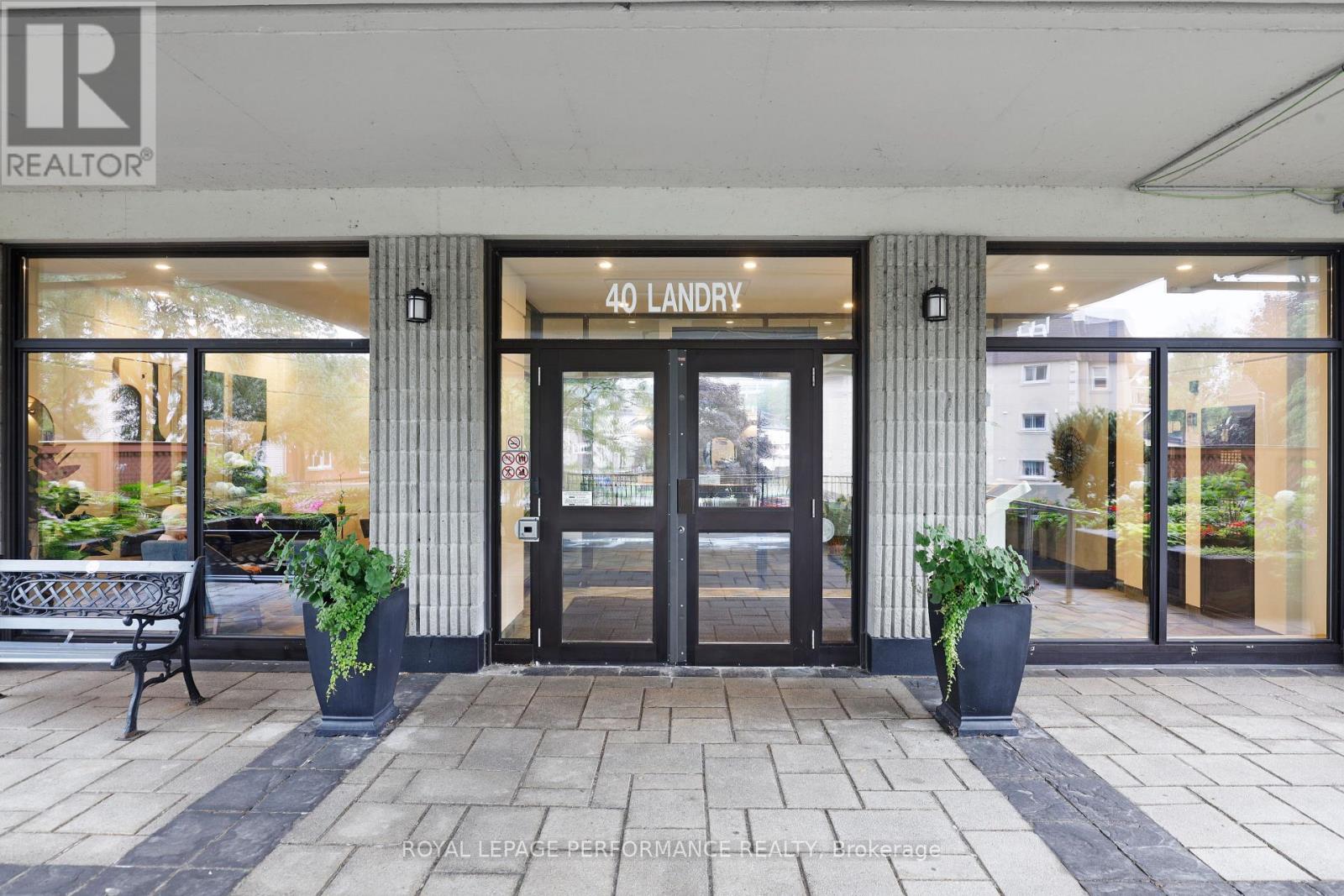 904 - 40 Landry Street, Ottawa, Ontario  K1L 8K4 - Photo 2 - X13646464