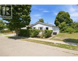 8 RUSSELL Street, Brantford, Ontario