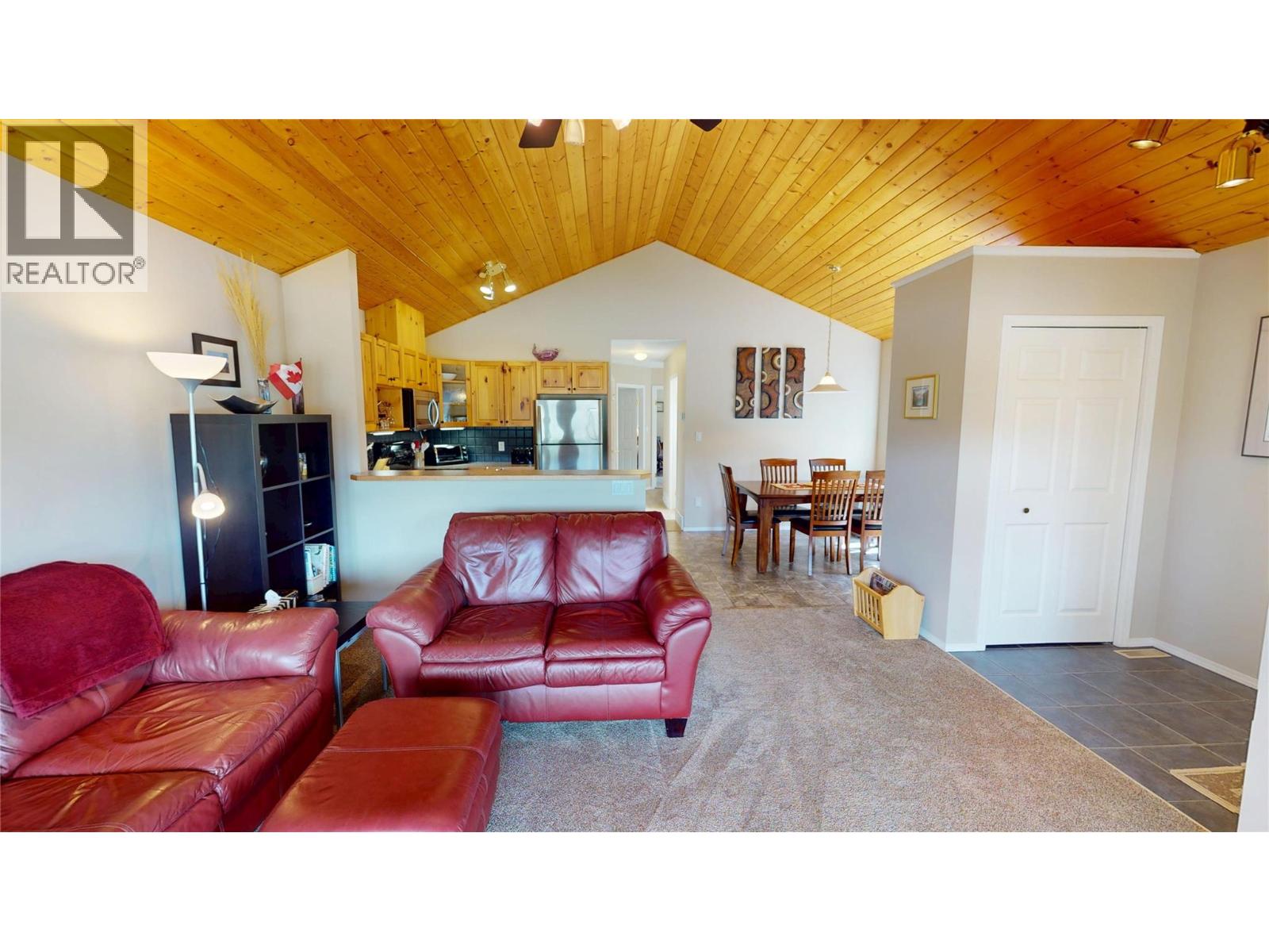 451 13th Avenue, Invermere, British Columbia  V0A 1K4 - Photo 5 - 10385820