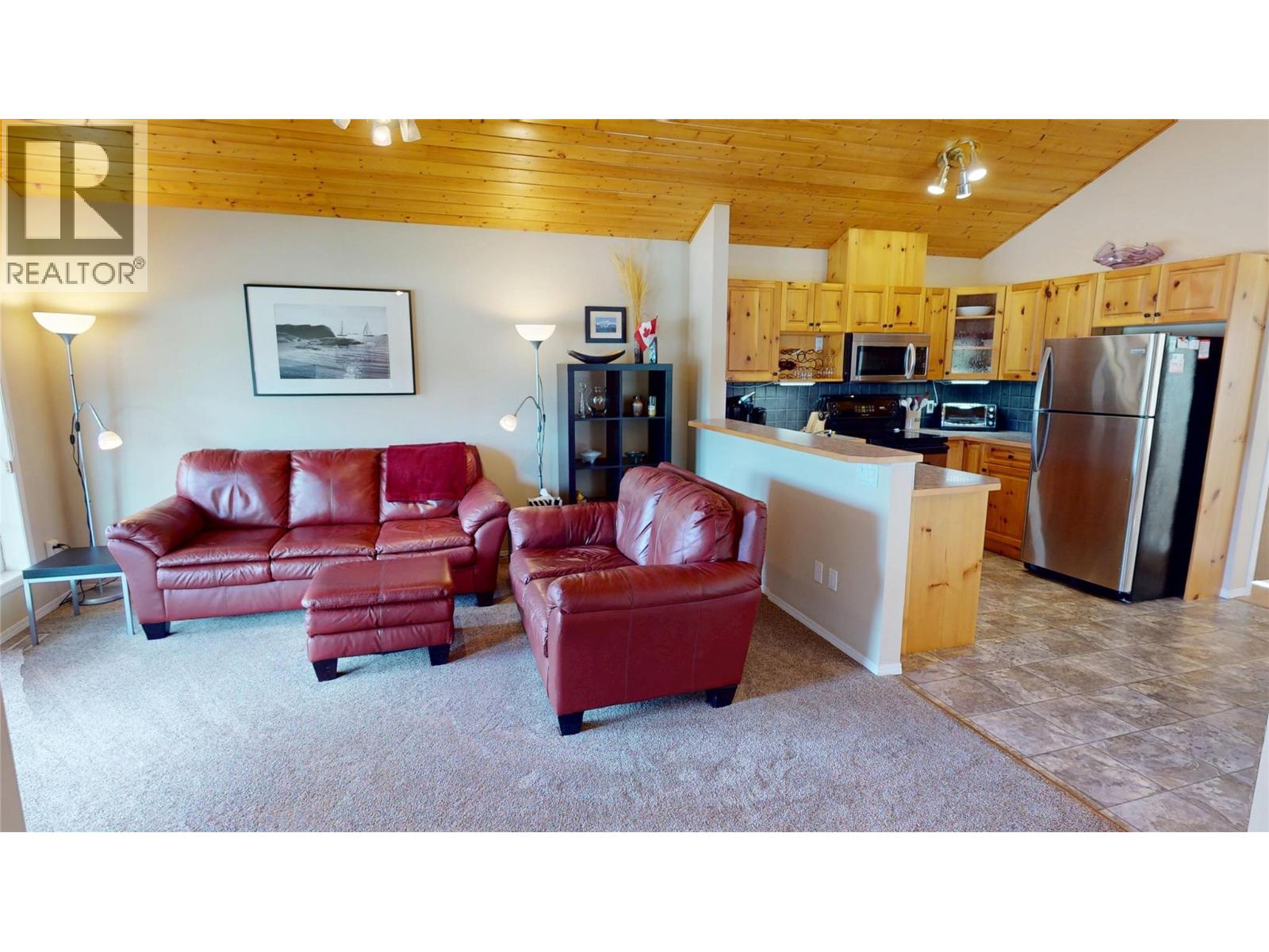 451 13th Avenue, Invermere, British Columbia  V0A 1K4 - Photo 4 - 10385820