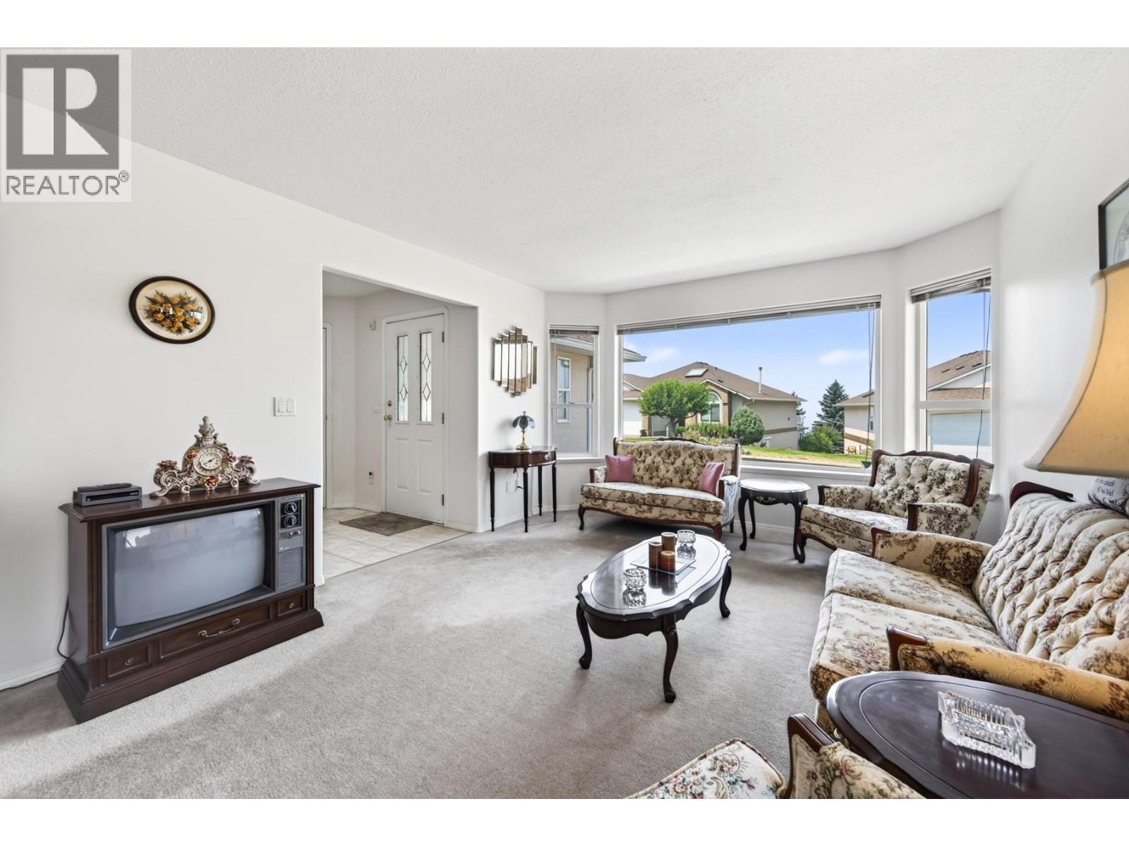 1575 Springhill Drive Unit# 45, Kamloops, British Columbia  V2E 2N9 - Photo 3 - 10395710