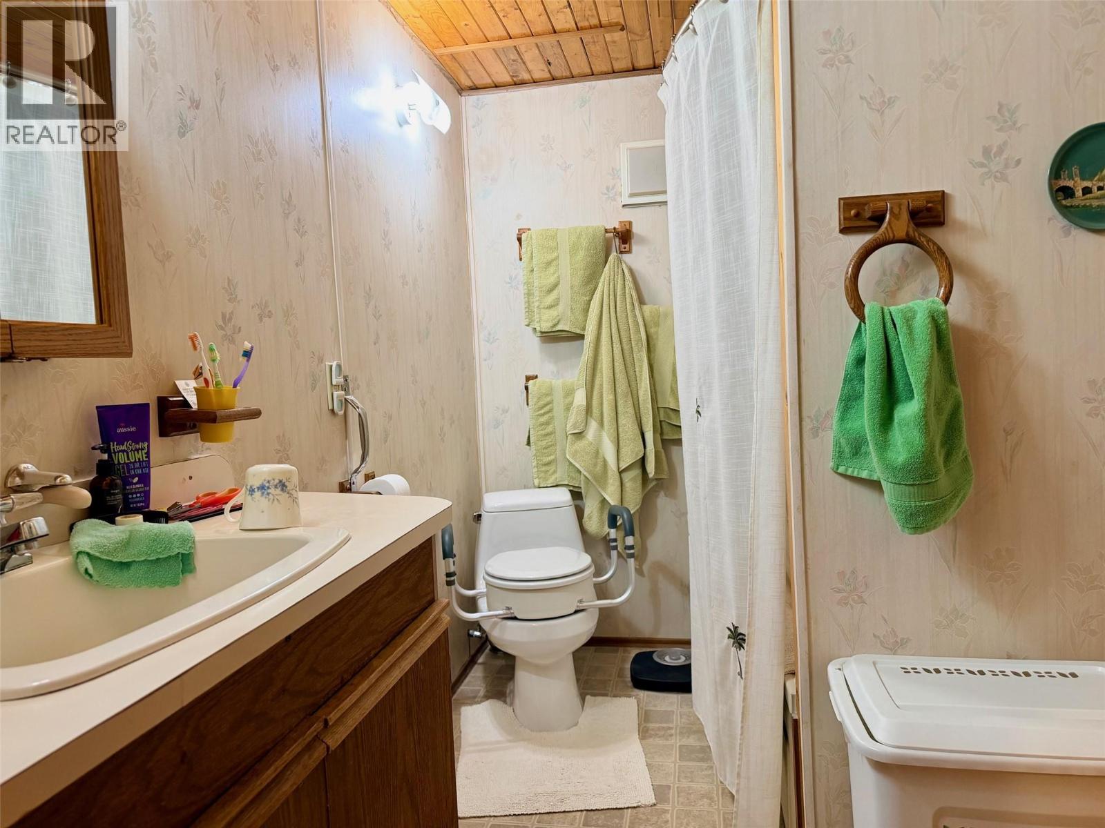 1365 Granary Road, Creston, British Columbia  V0B 1G7 - Photo 23 - 10396921