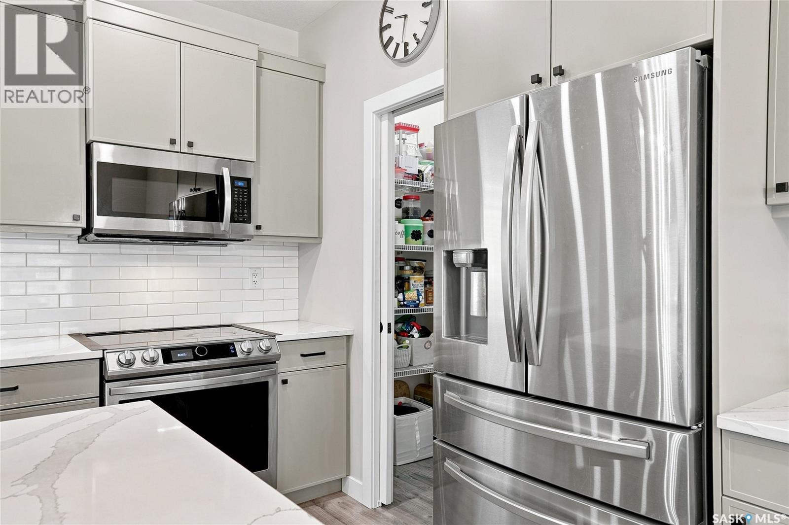 Cres 222 Dubois Crescent, Saskatoon, Saskatchewan  S7V 0R3 - Photo 13 - SK044740