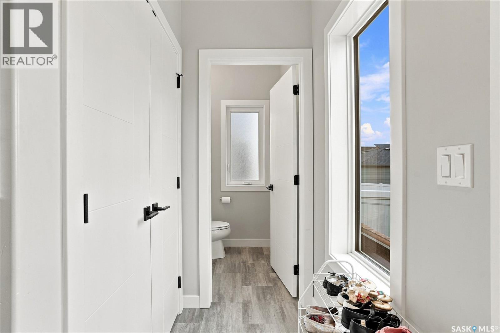 Cres 222 Dubois Crescent, Saskatoon, Saskatchewan  S7V 0R3 - Photo 18 - SK044740