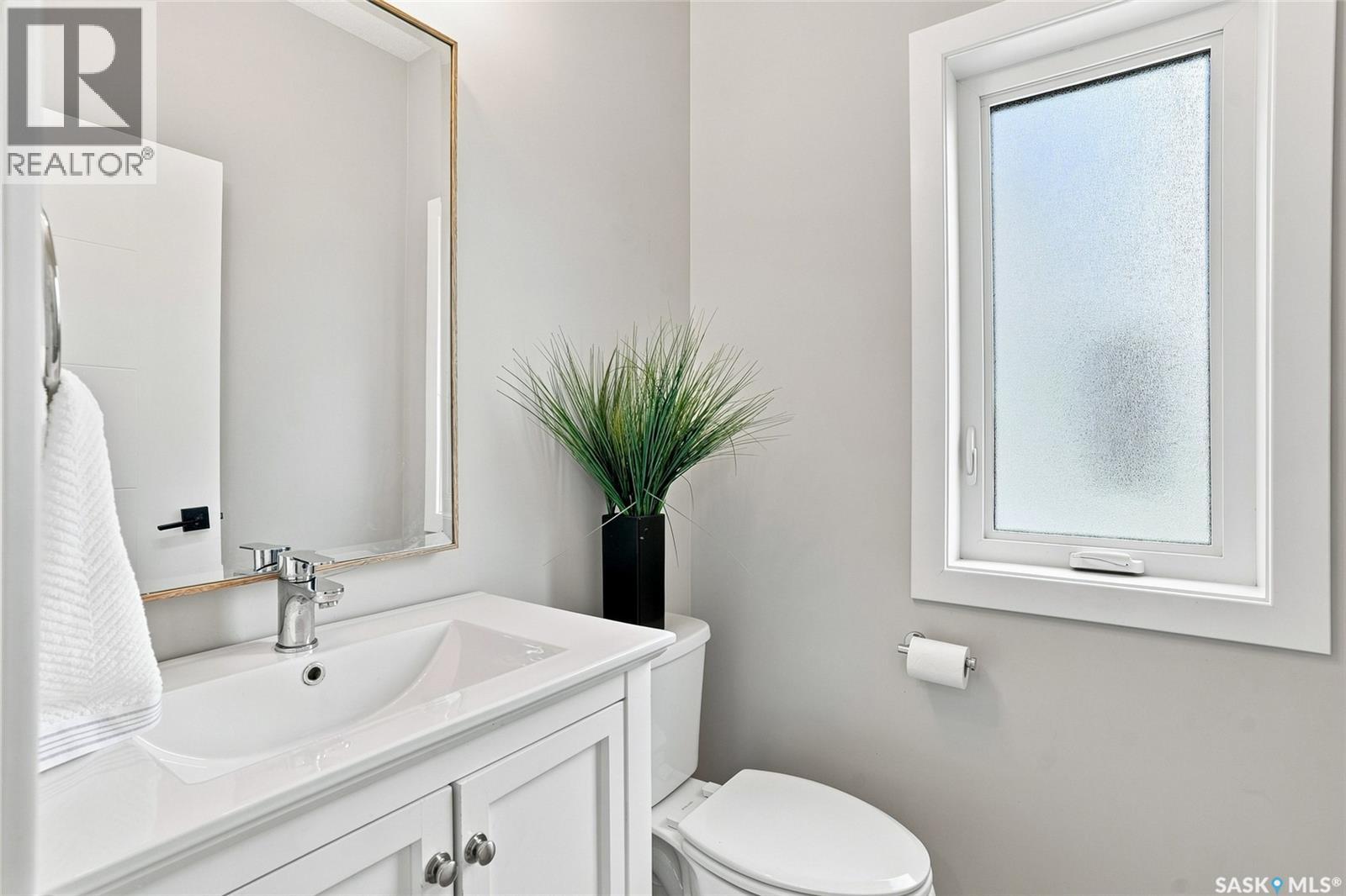 Cres 222 Dubois Crescent, Saskatoon, Saskatchewan  S7V 0R3 - Photo 19 - SK044740