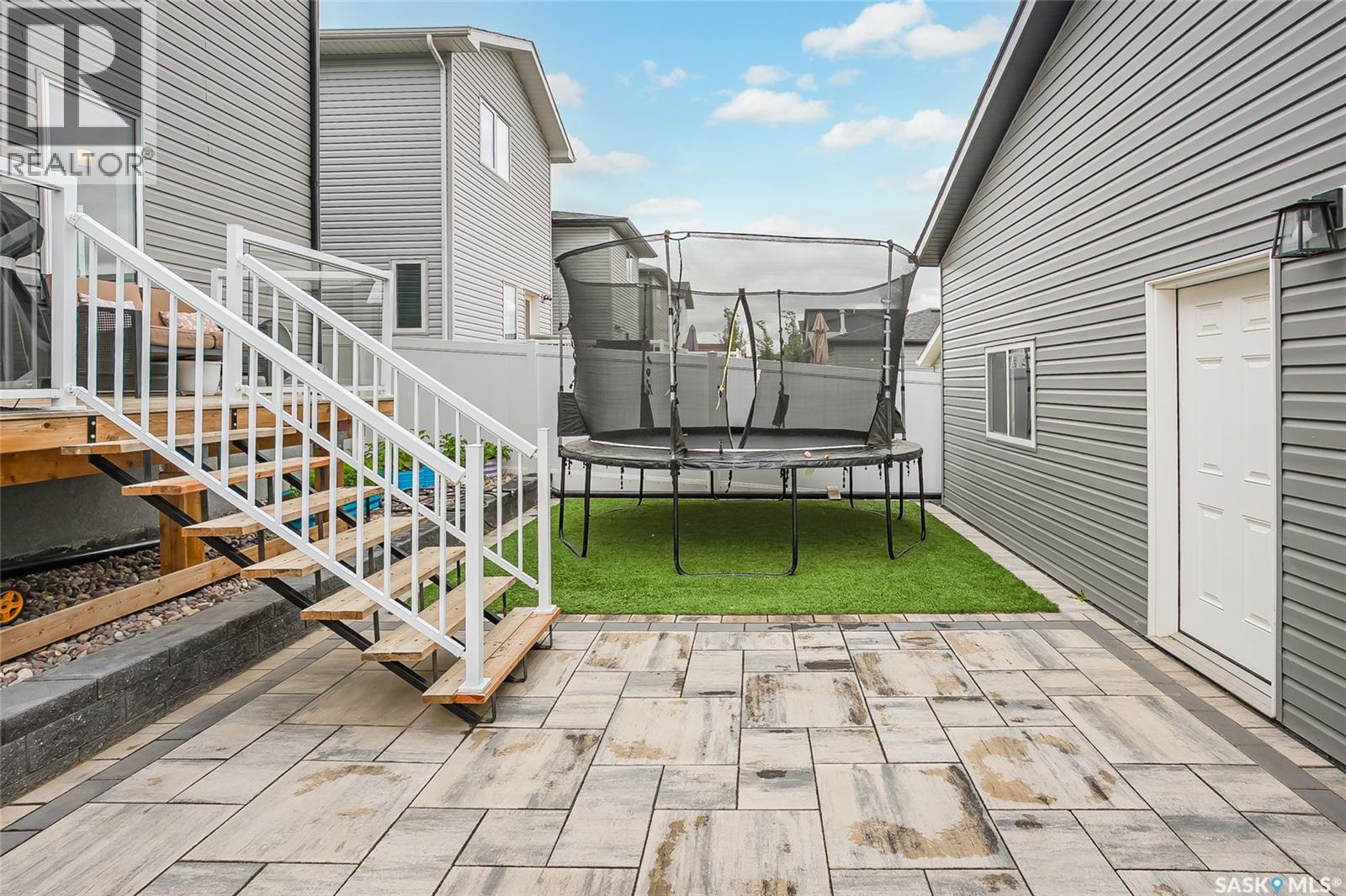 Cres 222 Dubois Crescent, Saskatoon, Saskatchewan  S7V 0R3 - Photo 45 - SK044740