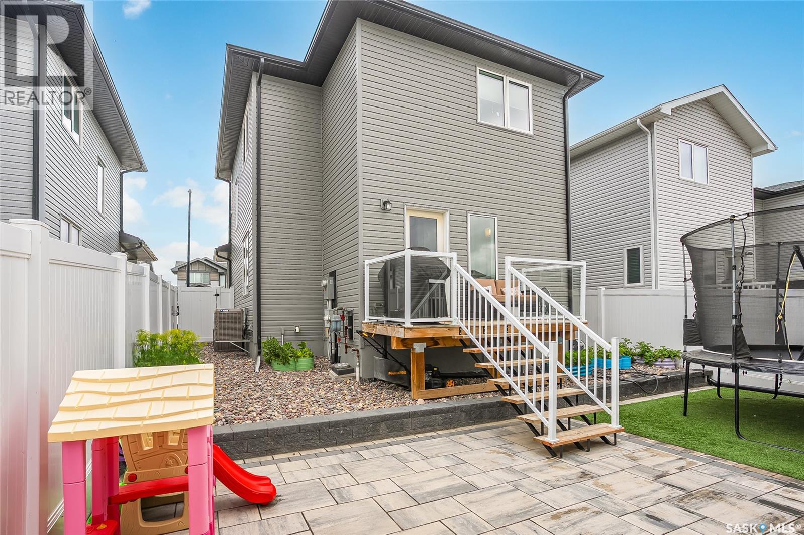 Cres 222 Dubois Crescent, Saskatoon, Saskatchewan  S7V 0R3 - Photo 46 - SK044740