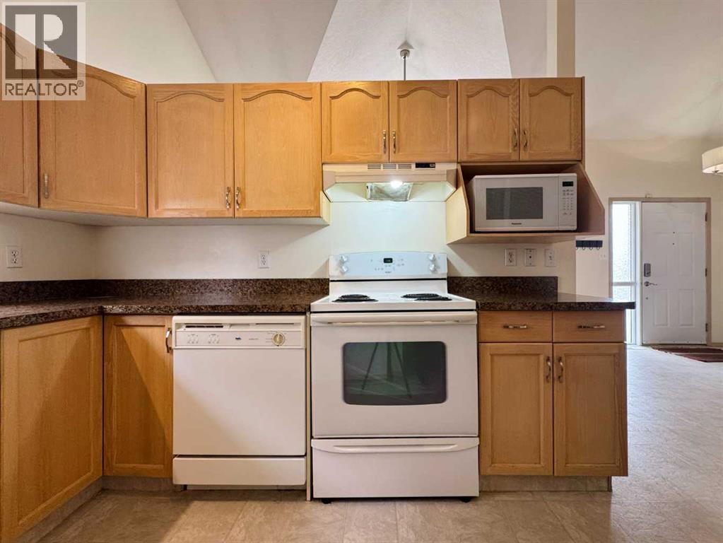 82 Harvard Crescent W, Lethbridge, Alberta  T1K 6R4 - Photo 10 - A2310623