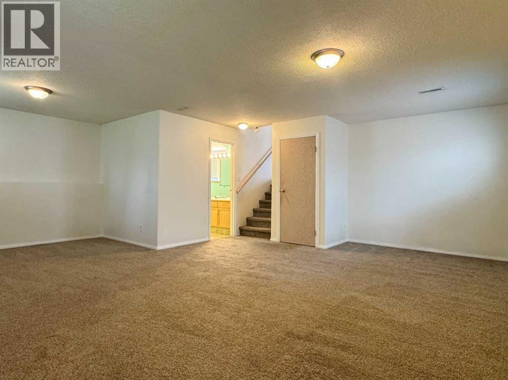 82 Harvard Crescent W, Lethbridge, Alberta  T1K 6R4 - Photo 25 - A2310623