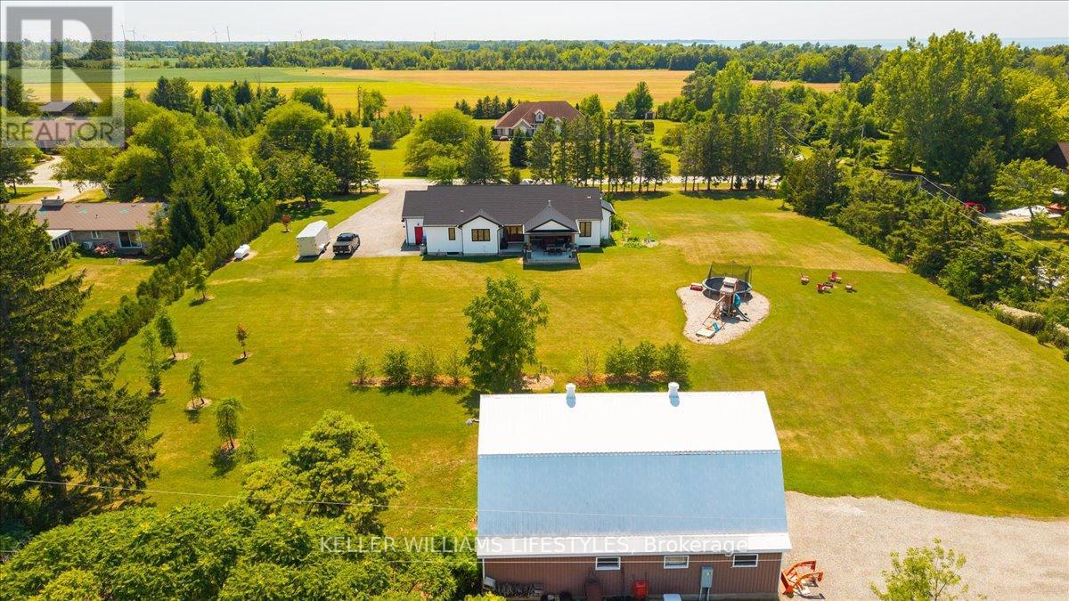 8676 Vance Drive, Lambton Shores, Ontario  N0N 1J7 - Photo 46 - X13646736