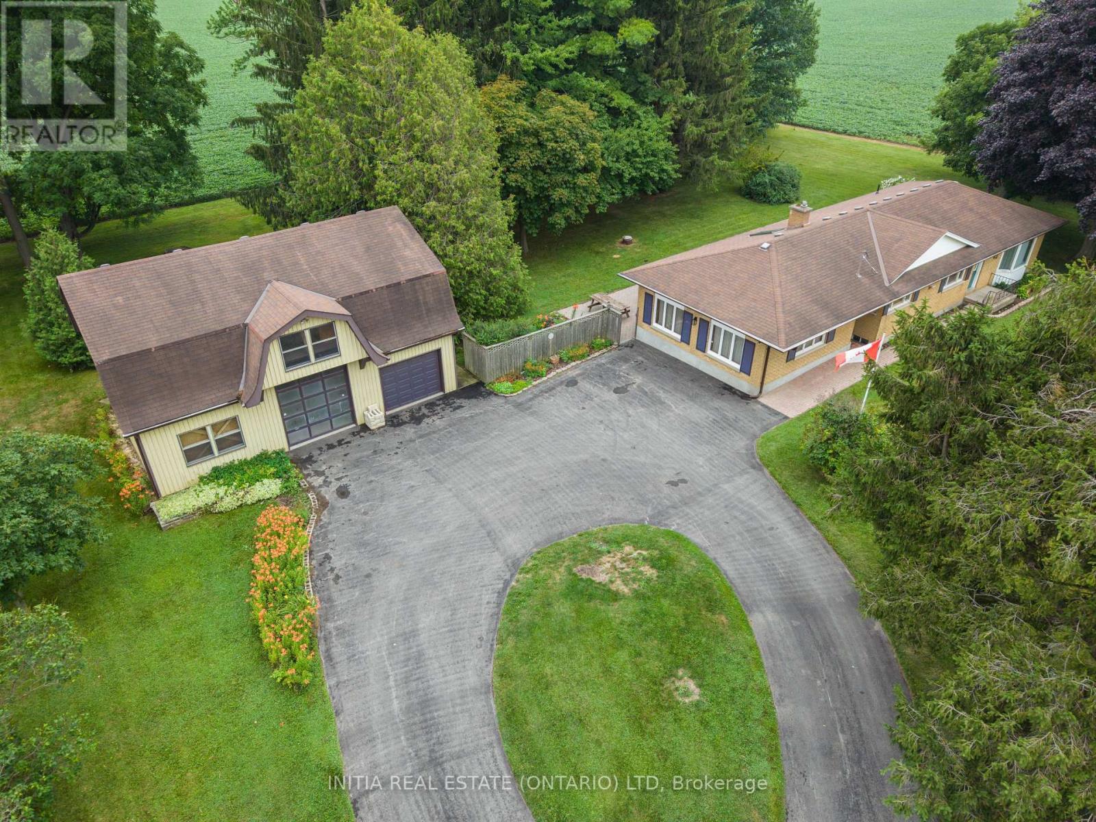 10395 Longwoods Road, Middlesex Centre, Ontario  N0L 1E0 - Photo 2 - X13646780