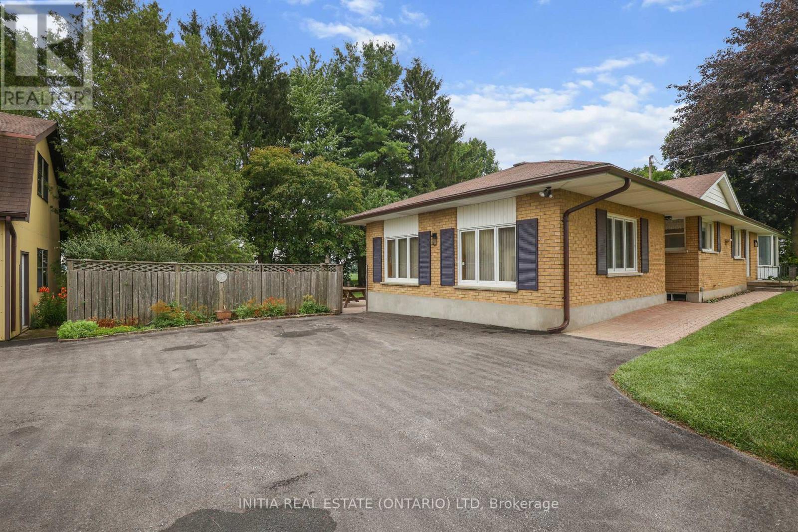 10395 Longwoods Road, Middlesex Centre, Ontario  N0L 1E0 - Photo 4 - X13646780