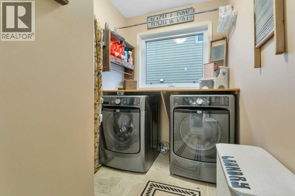 52 Irving Crescent, Red Deer, Alberta  T4R 3R9 - Photo 14 - A2326981