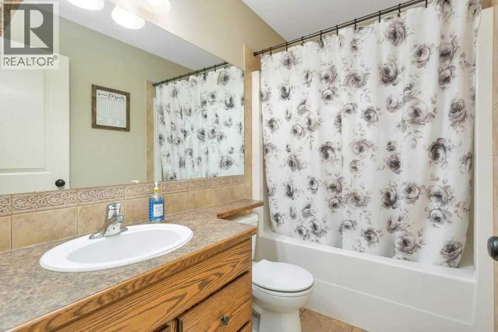 52 Irving Crescent, Red Deer, Alberta  T4R 3R9 - Photo 15 - A2326981