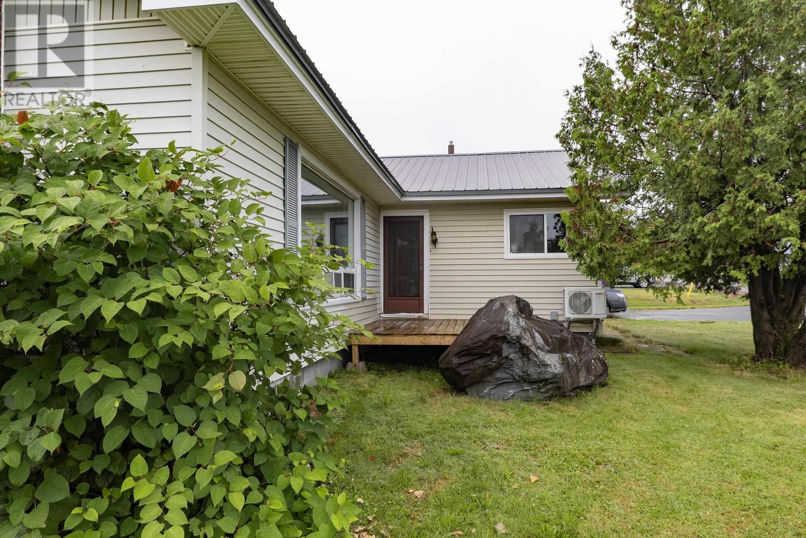 86 Queen Street, Springhill, Nova Scotia  B0M 1X0 - Photo 30 - 202619827