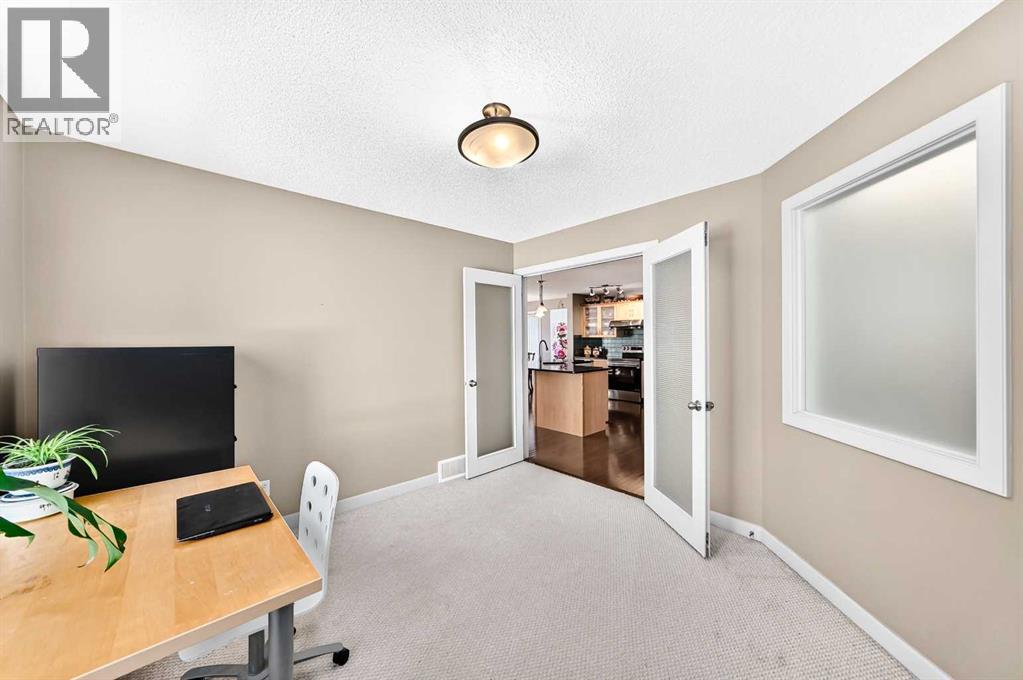 505 Kincora Bay NW, Calgary, Alberta  T3R 1N4 - Photo 18 - A2334775