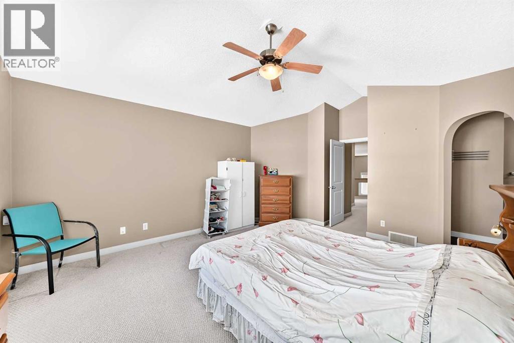 505 Kincora Bay NW, Calgary, Alberta  T3R 1N4 - Photo 25 - A2334775