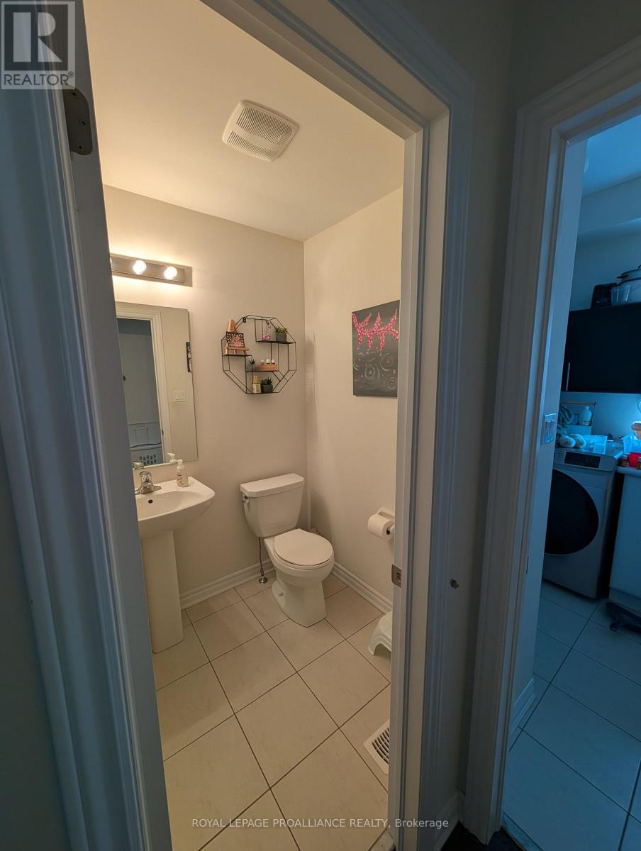 24 Terry Clayton Avenue, Brock, Ontario  L0K 1B0 - Photo 6 - N13599412