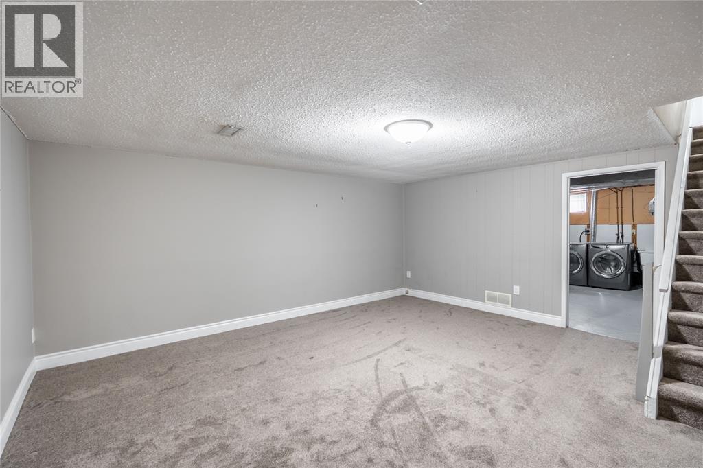 301 Edgewood Street Unit# 2, Sarnia, Ontario  N7S 4X7 - Photo 17 - 26019065