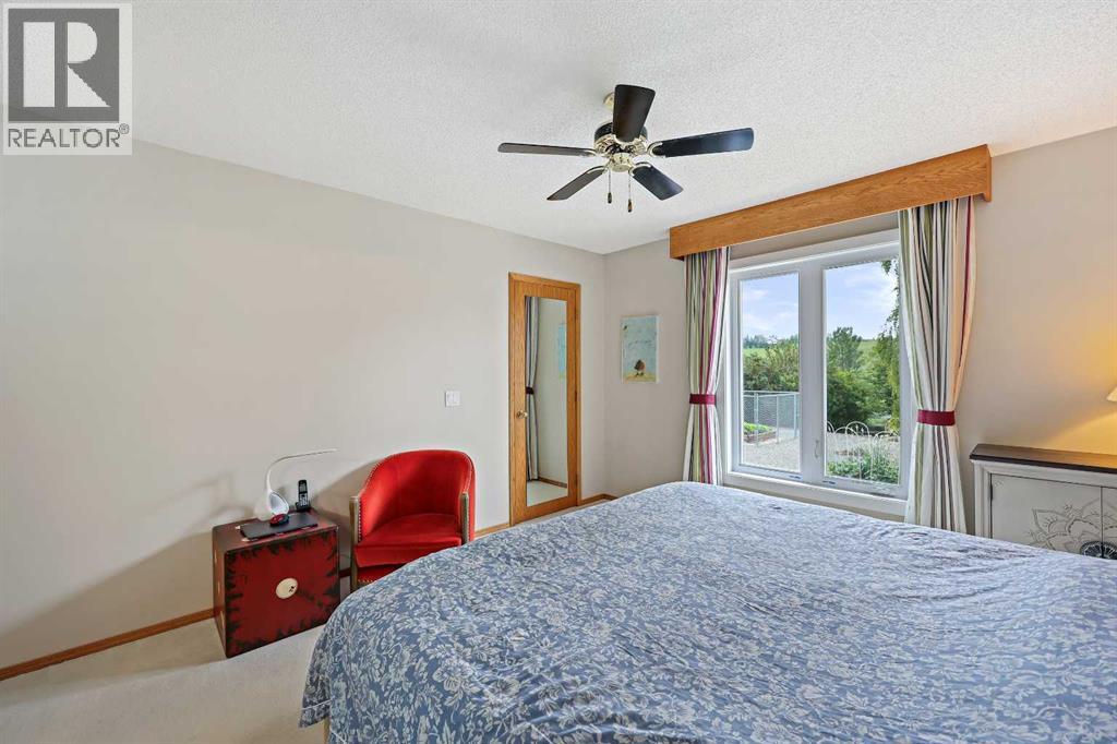 242125 8 Street E, Rural Foothills County, Alberta  T1S 3L2 - Photo 19 - A2335368