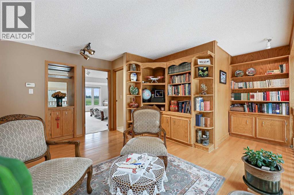 242125 8 Street E, Rural Foothills County, Alberta  T1S 3L2 - Photo 3 - A2335368